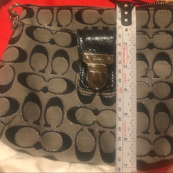 Coach purse - Picture 6 of 7